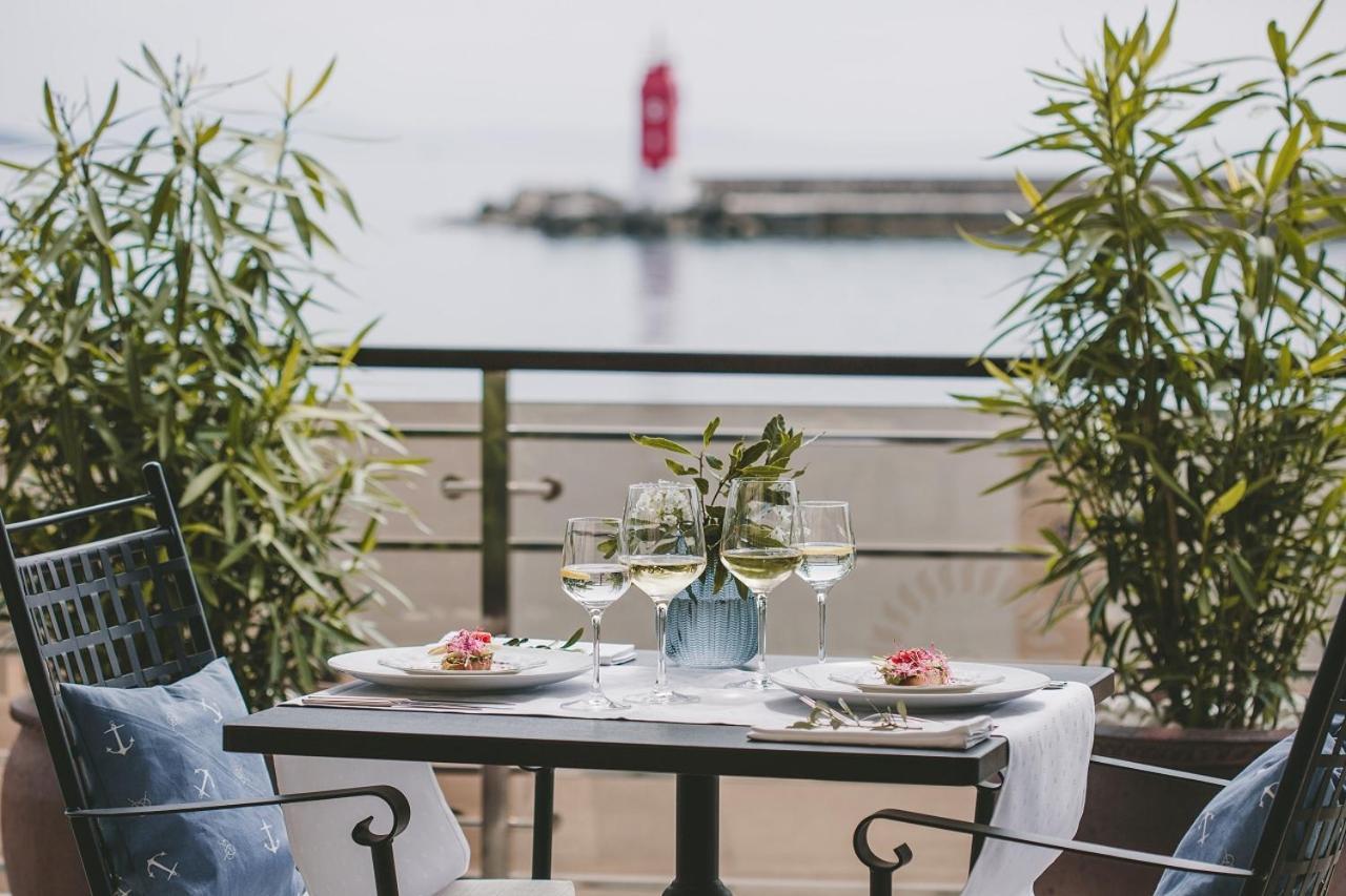 Hotel Marina Кърк Екстериор снимка