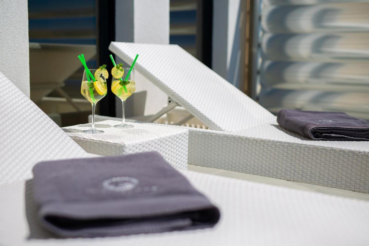 Hotel Marina Кърк Екстериор снимка