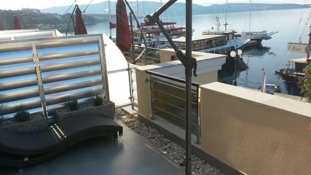 Hotel Marina Кърк Екстериор снимка